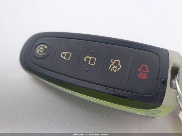 Ford Taurus Limited Image 11