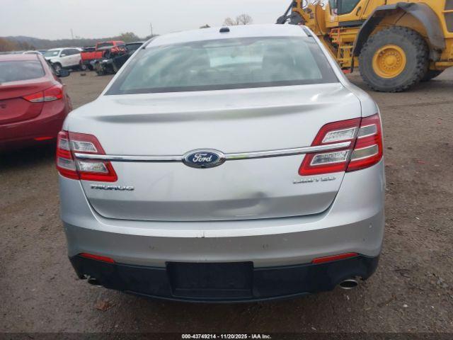 Ford Taurus Limited Image 16
