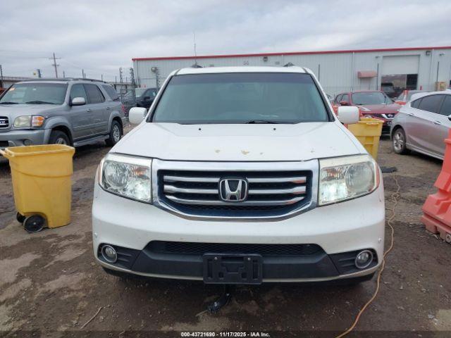 Honda Pilot Touring Image 12