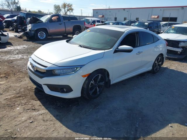 Honda Civic Touring Image 17