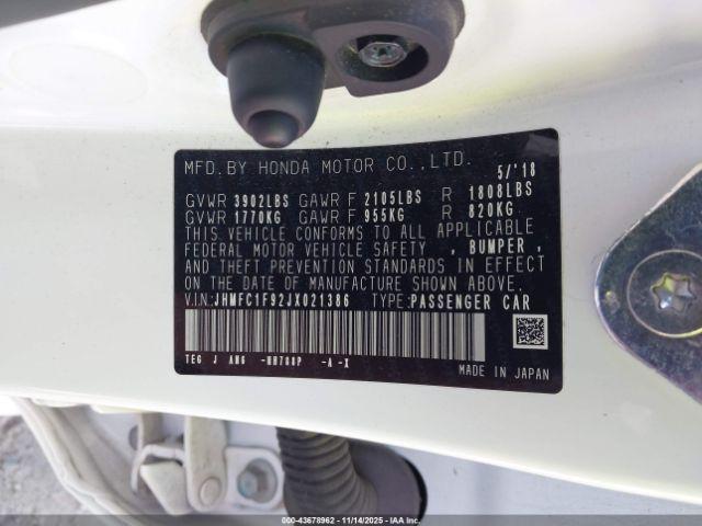 Honda Civic Touring Image 4