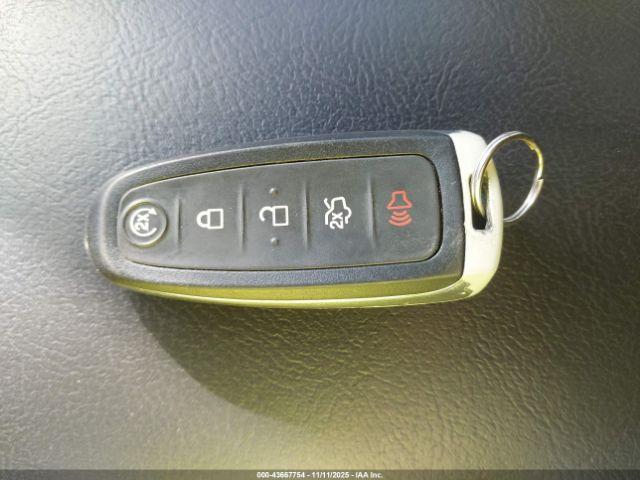 Ford Explorer Limited Image 7