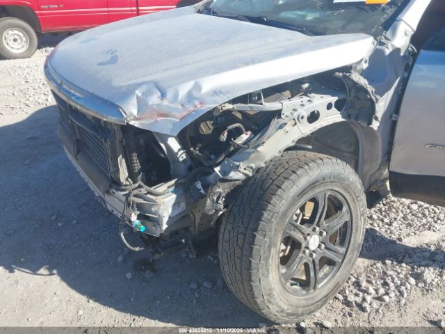 GMC Acadia Awd At4 Image 3