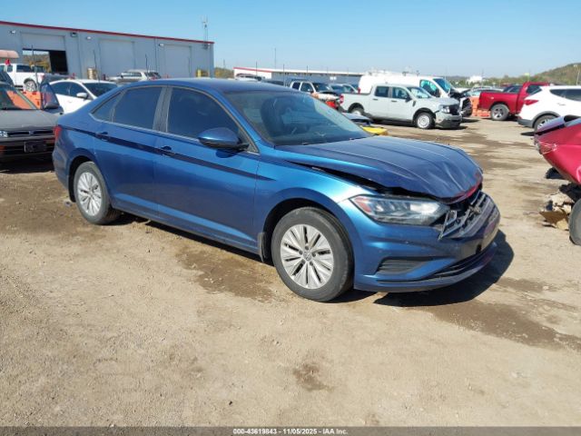 Volkswagen Jetta Image 1