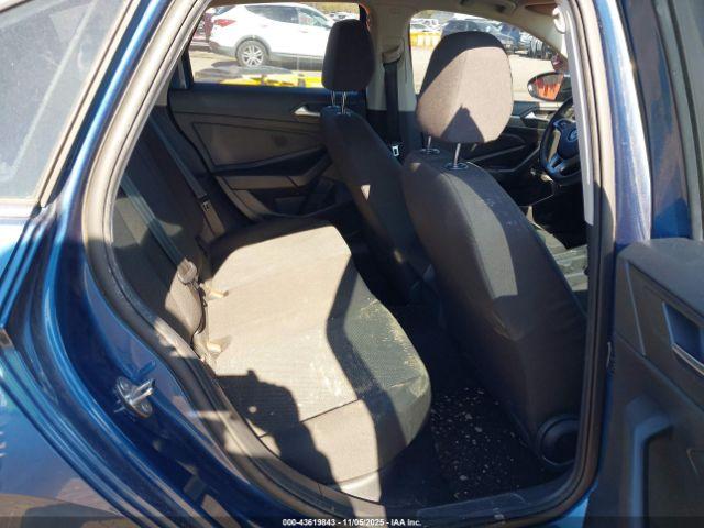 Volkswagen Jetta Image 5