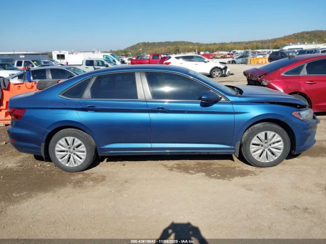 Volkswagen Jetta Image 12