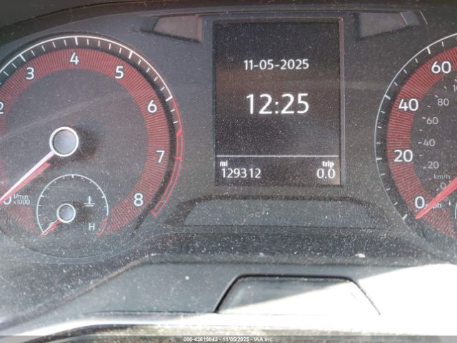 Volkswagen Jetta Image 15