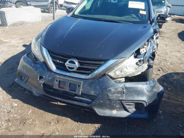 Nissan Altima 2.5 Sv Image 11