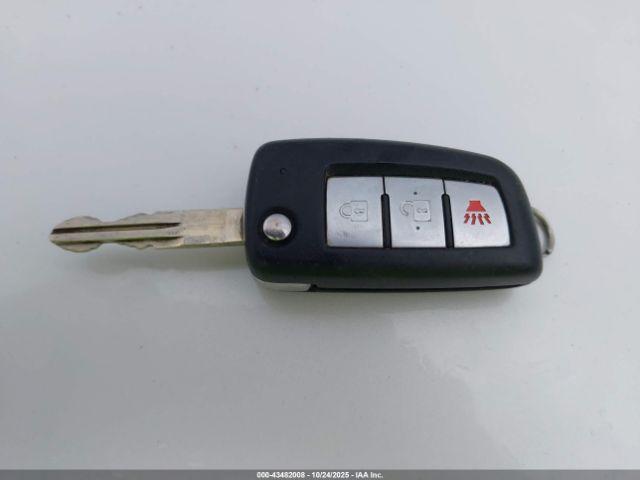 Nissan Rogue S Image 7