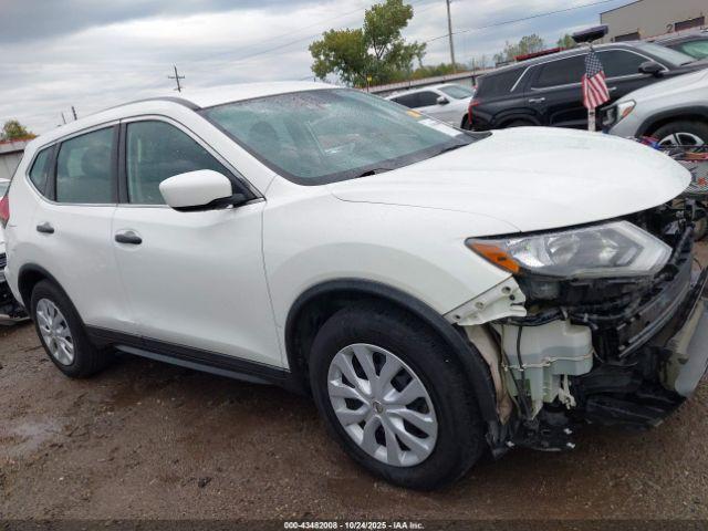 Nissan Rogue S Image 12