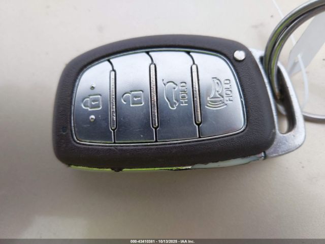 Hyundai TUCSON Value Image 16