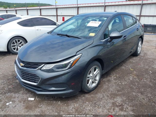 Chevrolet Cruze Lt Auto Image 2