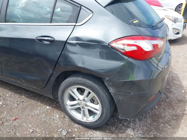 Chevrolet Cruze Lt Auto Image 4