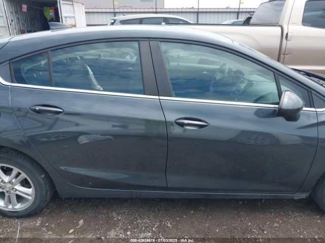 Chevrolet Cruze Lt Auto Image 9