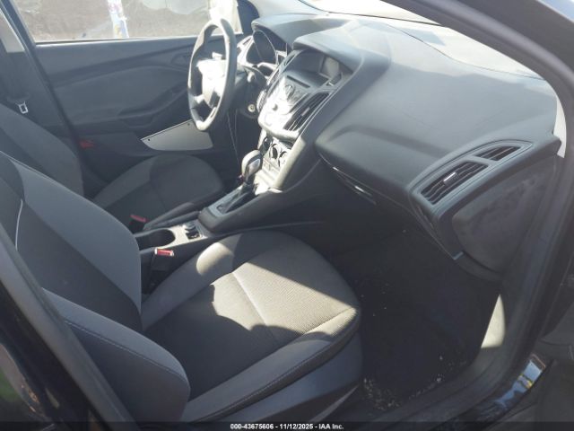 Ford Focus S Image 6