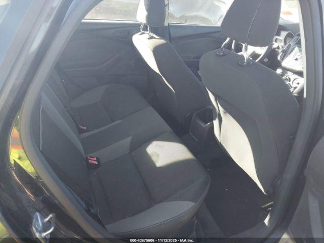 Ford Focus S Image 7