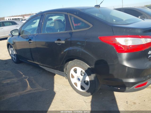 Ford Focus S Image 14