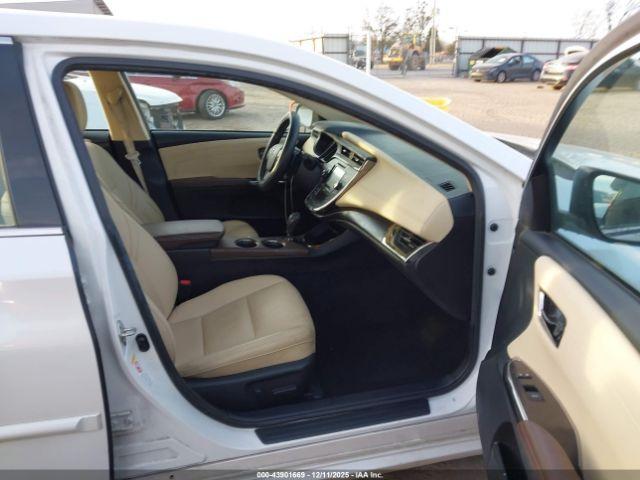 Toyota Avalon Xle Image 8