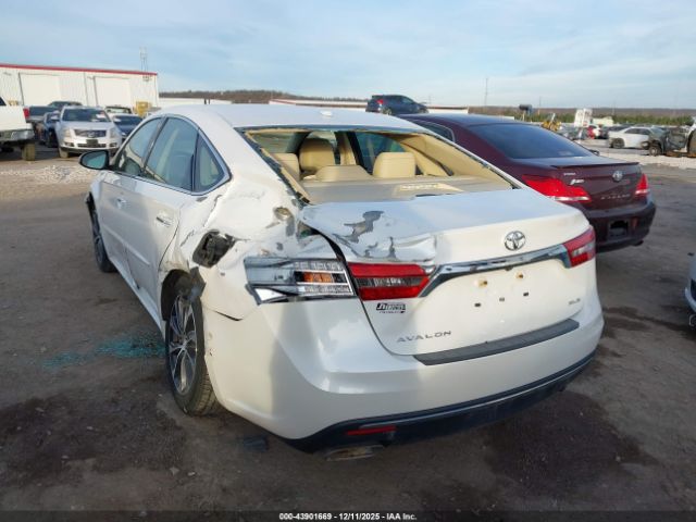 Toyota Avalon Xle Image 10