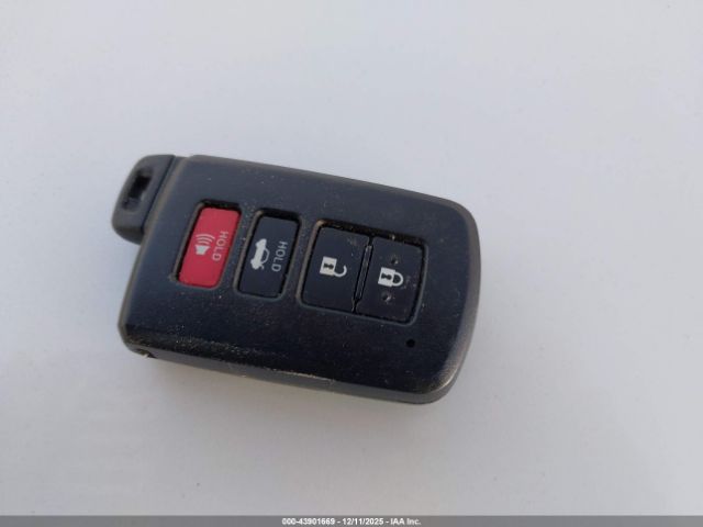 Toyota Avalon Xle Image 13