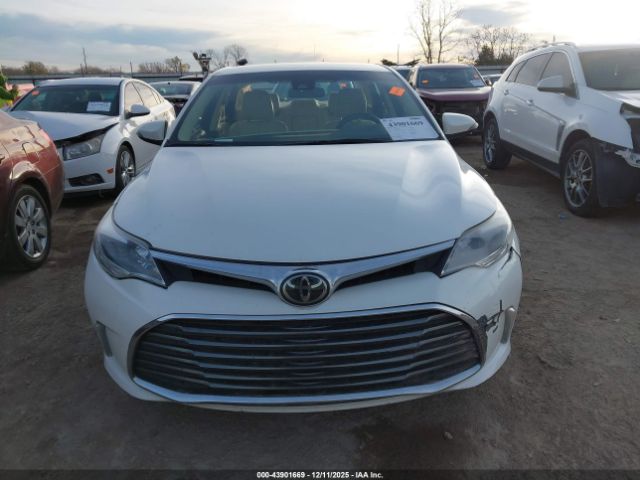 Toyota Avalon Xle Image 18