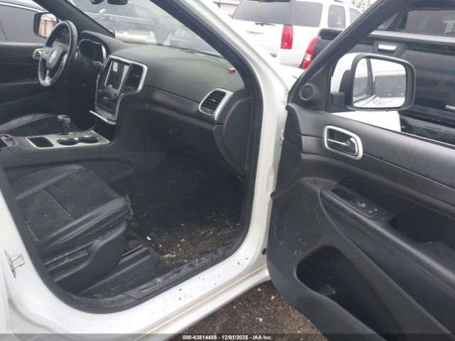 Jeep Grand Cherokee Altitude Image 4