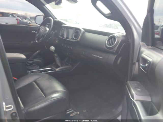 Toyota Tacoma Trd Off Road Image 8