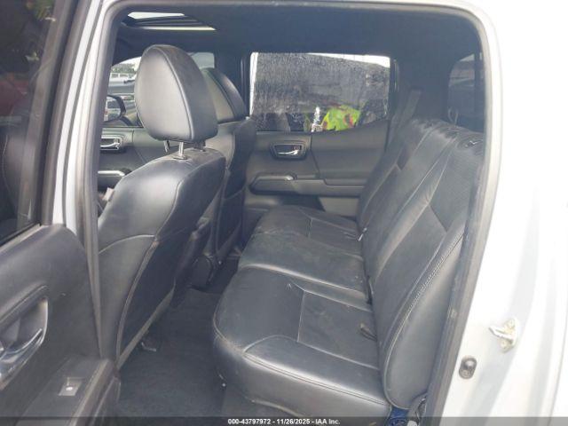 Toyota Tacoma Trd Off Road Image 5