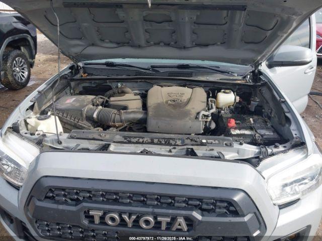 Toyota Tacoma Trd Off Road Image 2