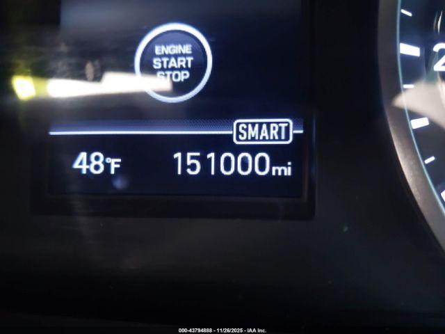 Hyundai ELANTRA Value Edition Image 2