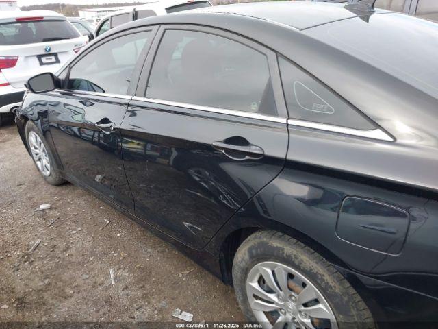 Hyundai SONATA Gls Image 9