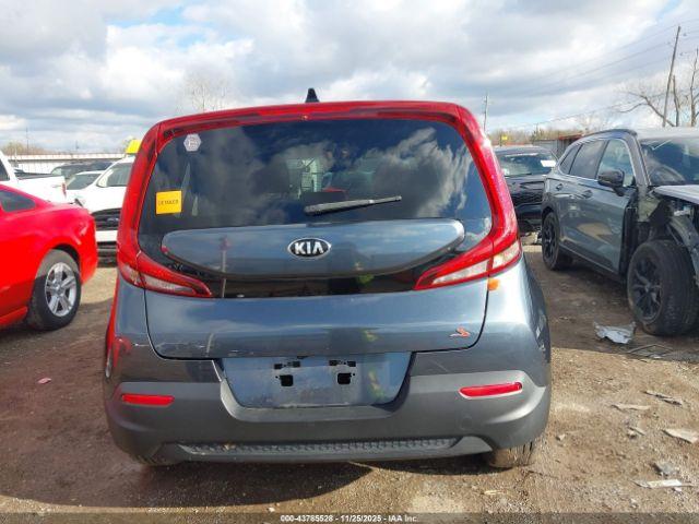 Kia Soul S Image 6