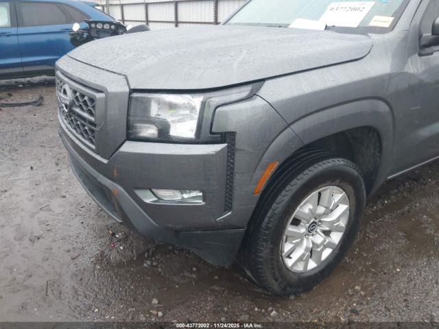 Nissan Frontier Sv 4x4 Image 10