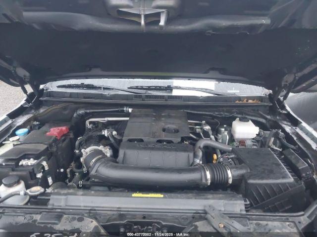 Nissan Frontier Sv 4x4 Image 4