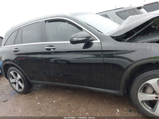 Mercedes-Benz GLC 4matic Image 7