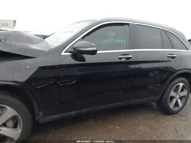 Mercedes-Benz GLC 4matic Image 13