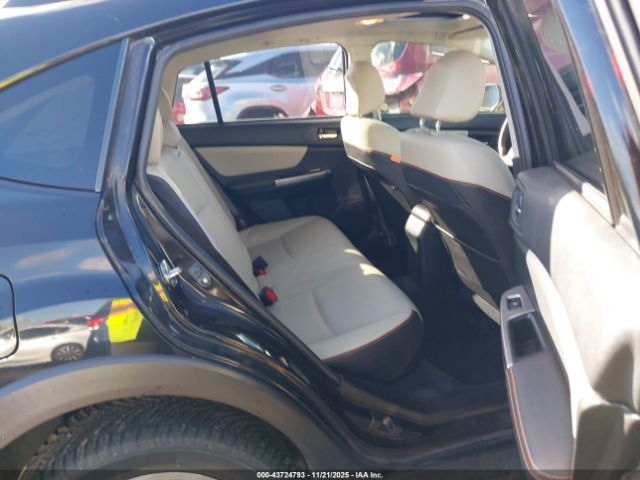 Subaru Crosstrek 2.0i Limited Image 4