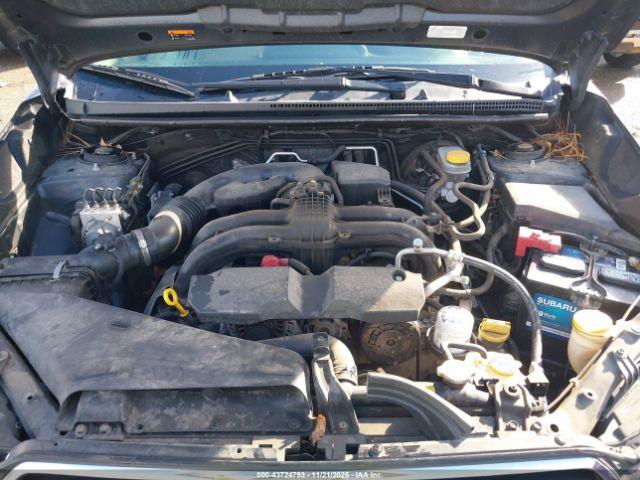 Subaru Crosstrek 2.0i Limited Image 17