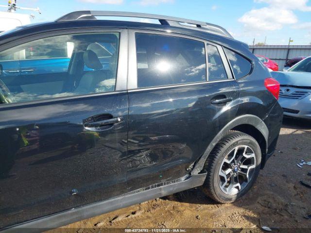 Subaru Crosstrek 2.0i Limited Image 9