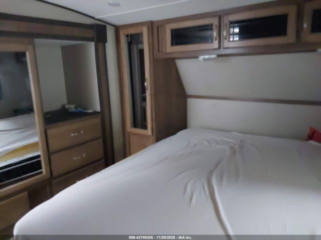 Coachmen Chaparral 373mbrb Image 5