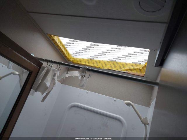 Coachmen Chaparral 373mbrb Image 8