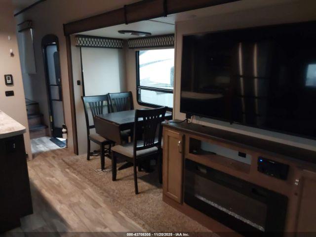 Coachmen Chaparral 373mbrb Image 13