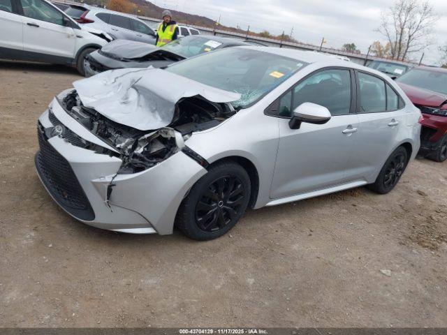 Toyota Corolla Le Image 14