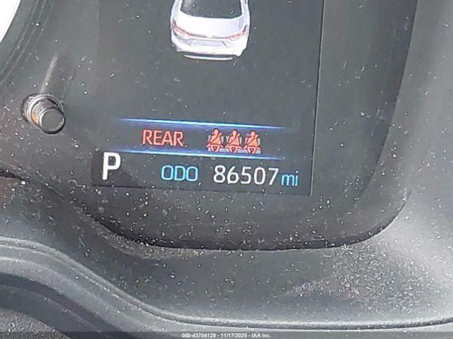 Toyota Corolla Le Image 2