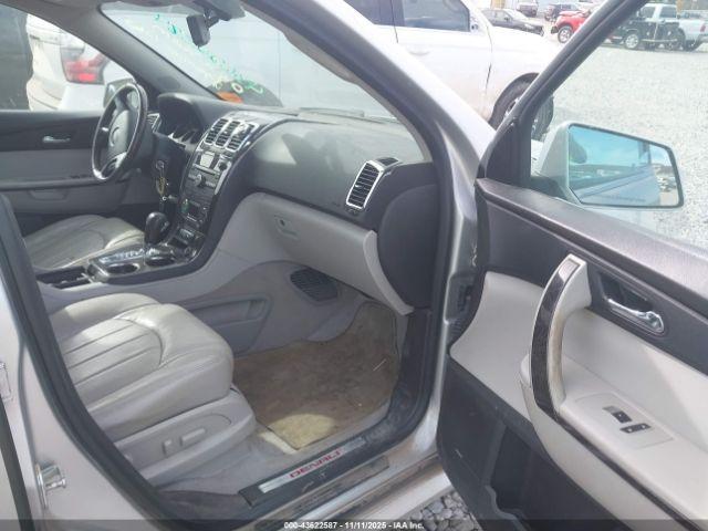 GMC Acadia Denali Image 2