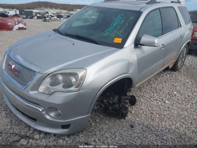 GMC Acadia Denali Image 8