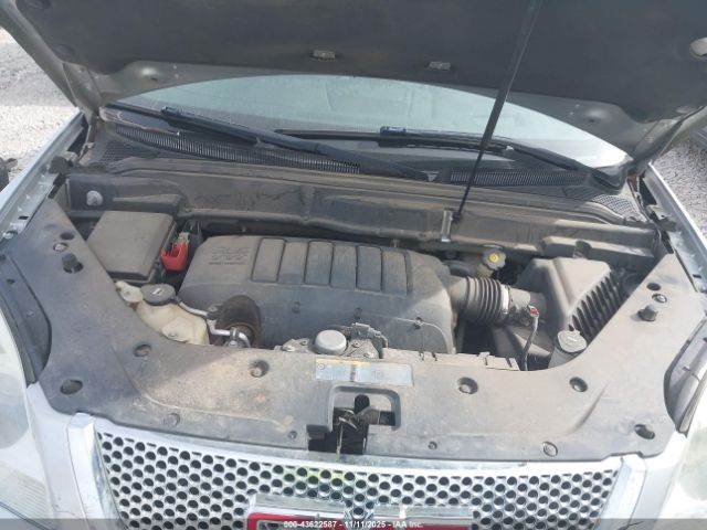 GMC Acadia Denali Image 14