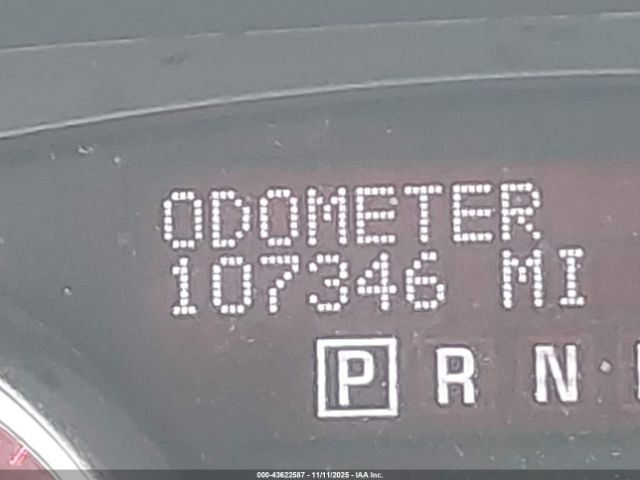 GMC Acadia Denali Image 13