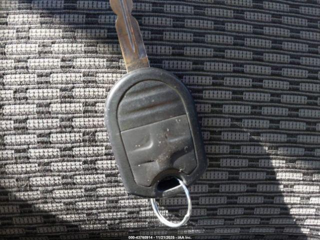 Ford F-250 Xl Image 14