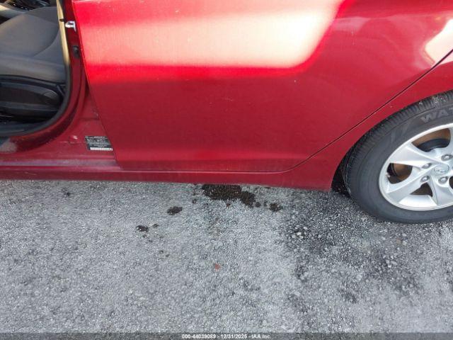 Hyundai ELANTRA Se Image 13